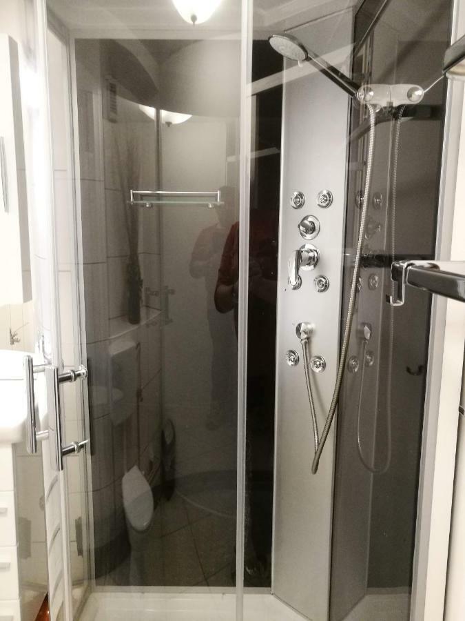 Gaestezimmer & Apartment Mayrhofer ヴァイトホーフェン・アン・デア・イプス エクステリア 写真
